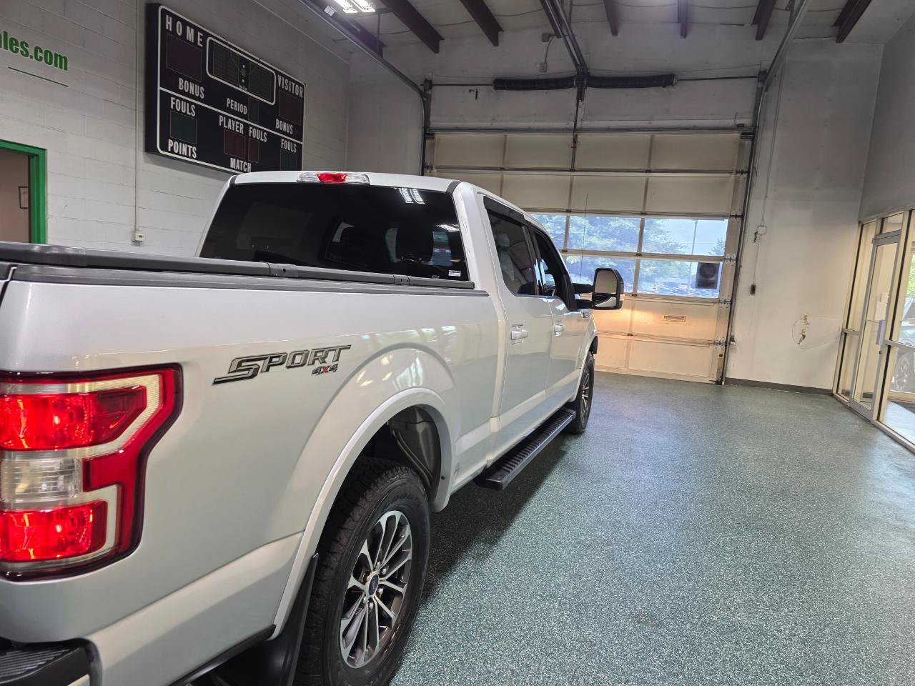 Used 2018 Ford F150 XLT w/ Equipment Group 301A Mid AWD/4WD image 7