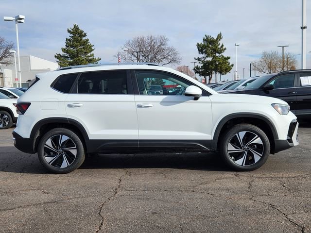 New 2026 Volkswagen Taos SE AWD/4WD image 2