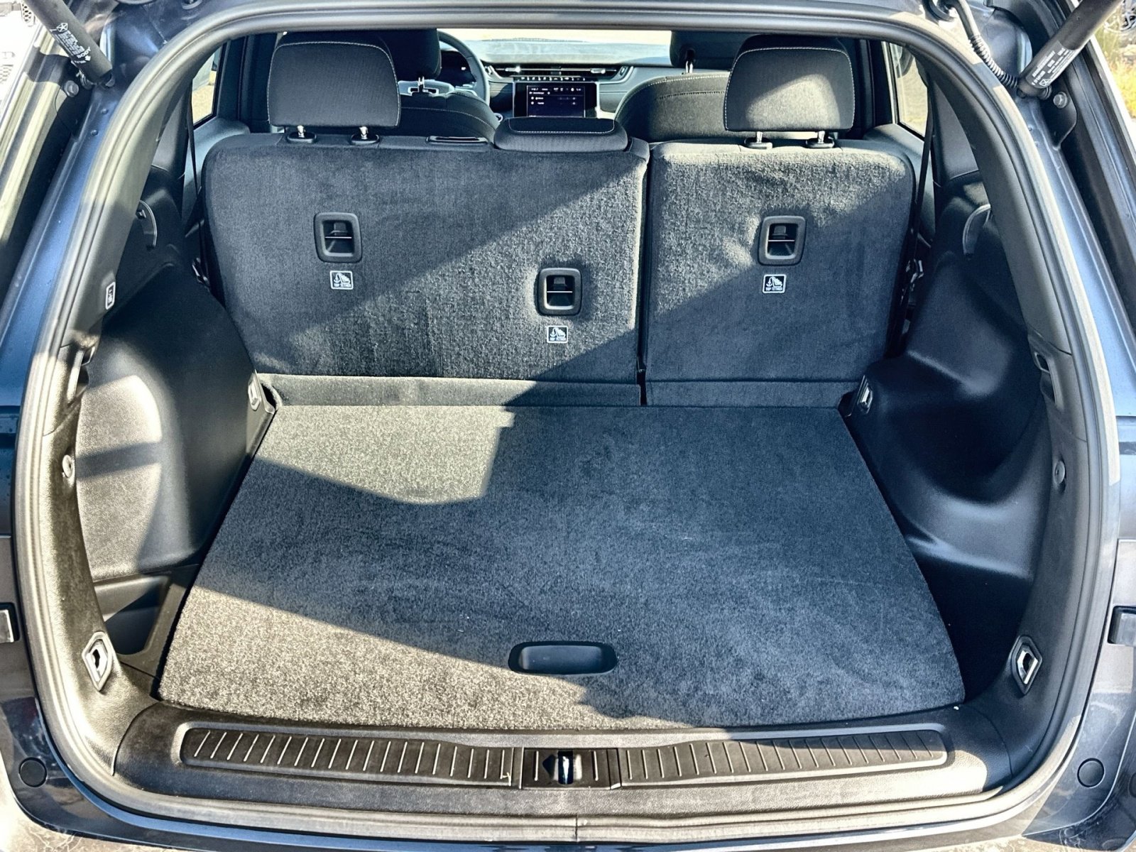 New 2025 Jeep Grand Cherokee Laredo w/ Luxury Tech Group I image 25