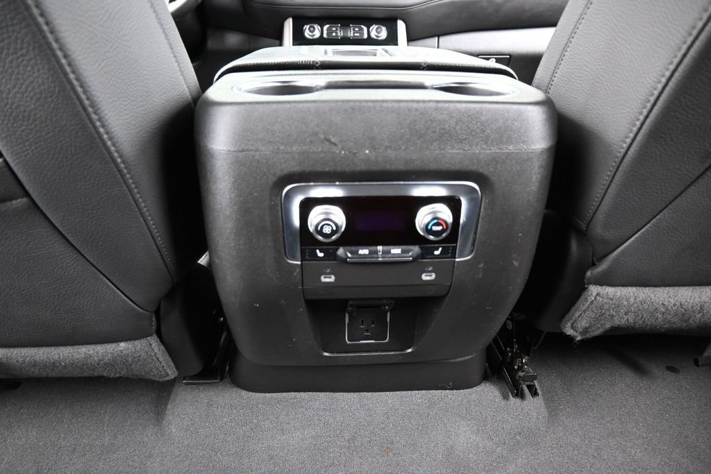 Used 2024 GMC Yukon XL Denali RWD image 47