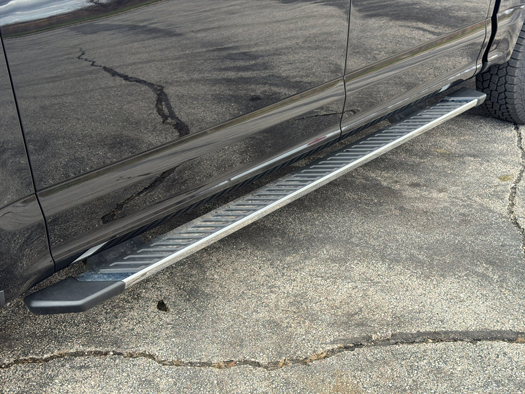 Used 2018 Ford F150 XLT w/ Equipment Group 302A Luxury image 9