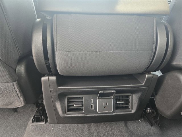 New 2026 GMC Sierra 1500 SLE image 15