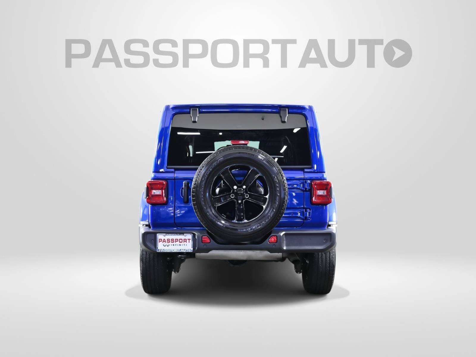 Used 2020 Jeep Wrangler Unlimited Sahara AWD/4WD image 5