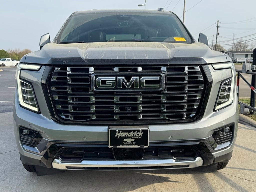 Used 2025 GMC Yukon Denali Ultimate image 2
