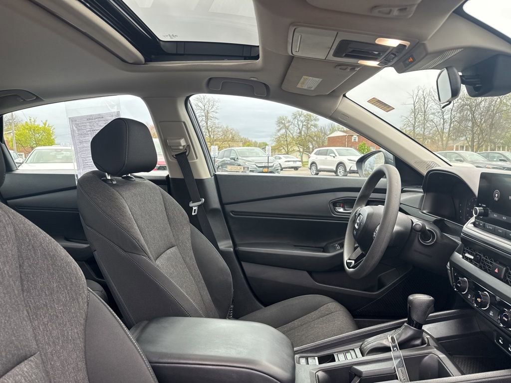 Certified 2024 Honda Accord EX image 17