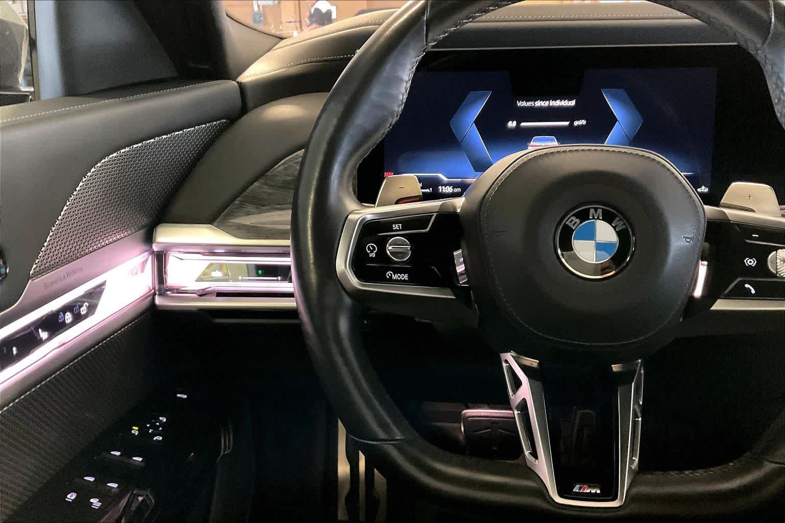 Certified 2023 BMW 740i RWD image 22