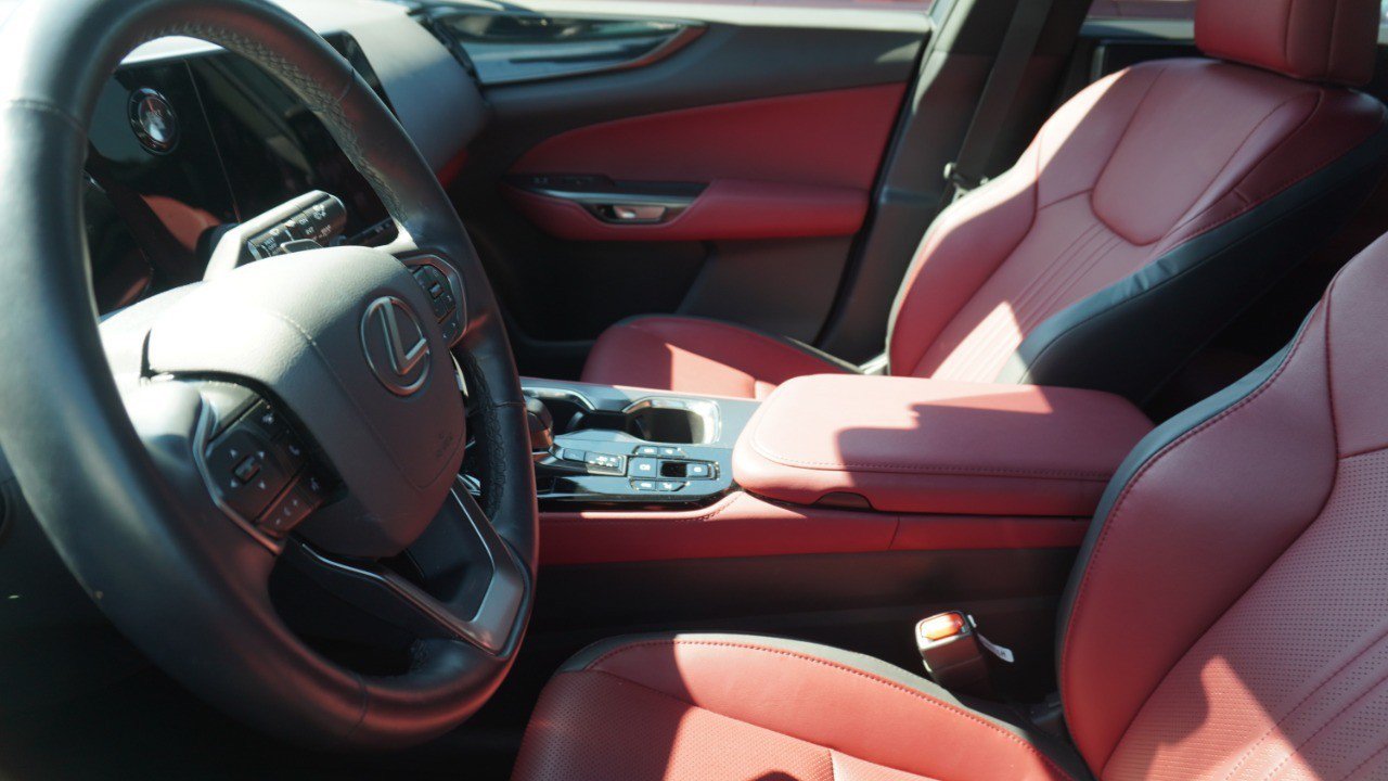 Certified 2026 Lexus NX 350 AWD w/ Accessory Package (Z1) image 8