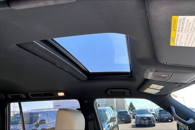 Used 2021 INFINITI QX80 Sensory w/ Cargo Package AWD/4WD image 22