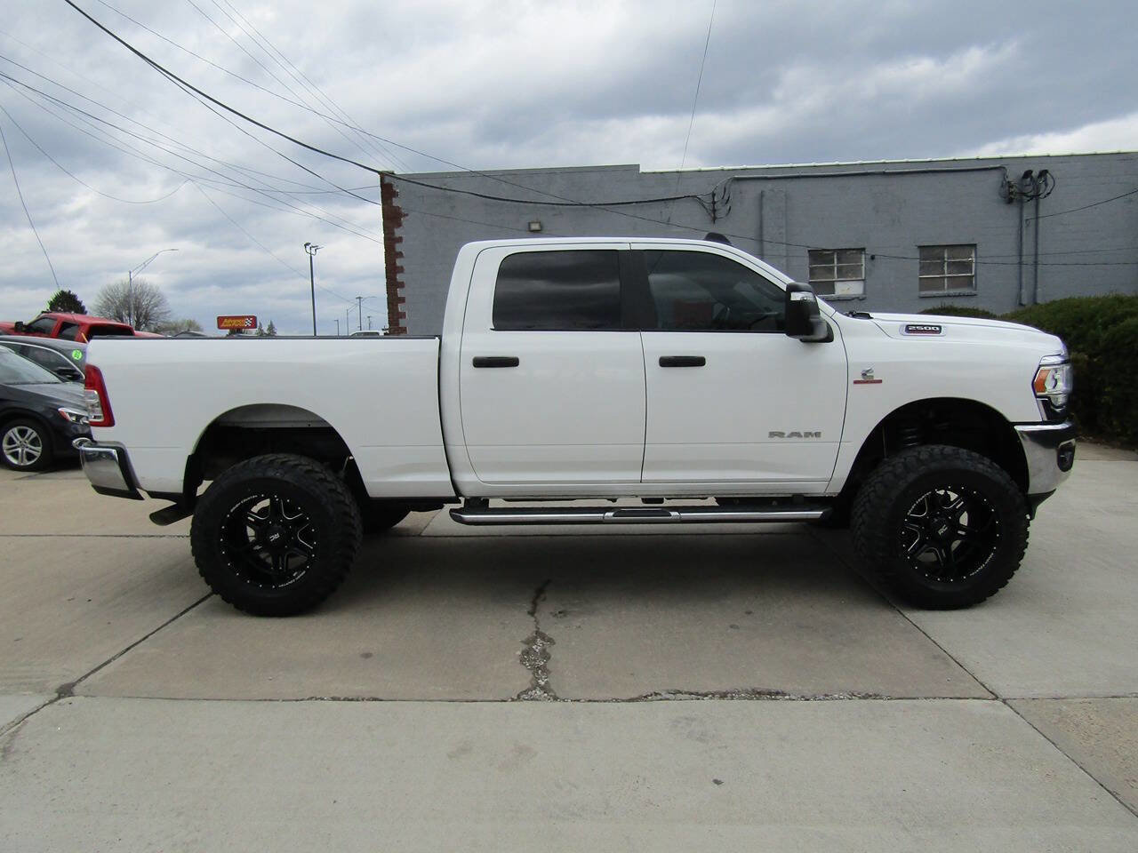 Used 2024 RAM 2500 Big Horn w/ Off Road Package image 5