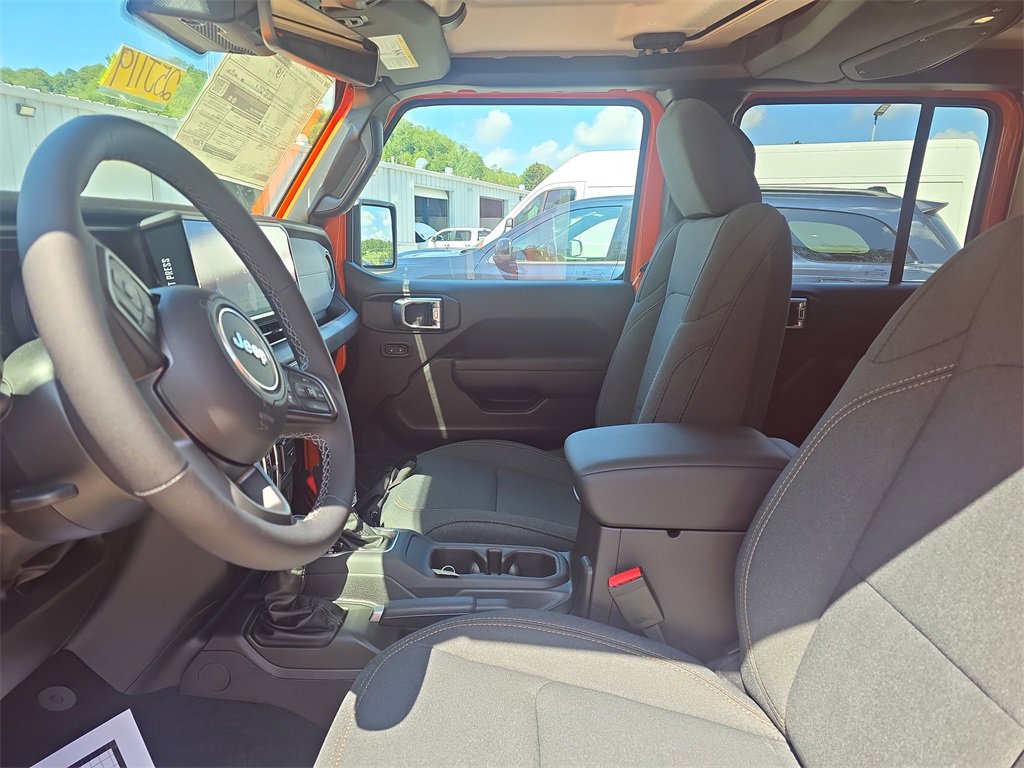 New 2025 Jeep Gladiator Sport image 11