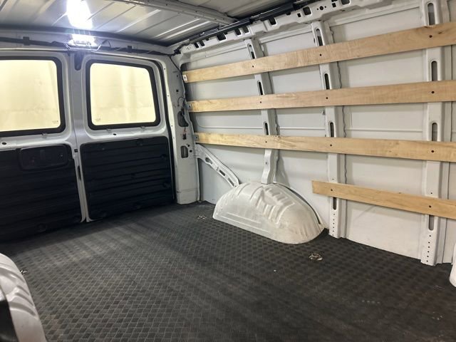 Used 2024 Chevrolet Express 2500 Work Van w/ Driver Convenience Package image 15