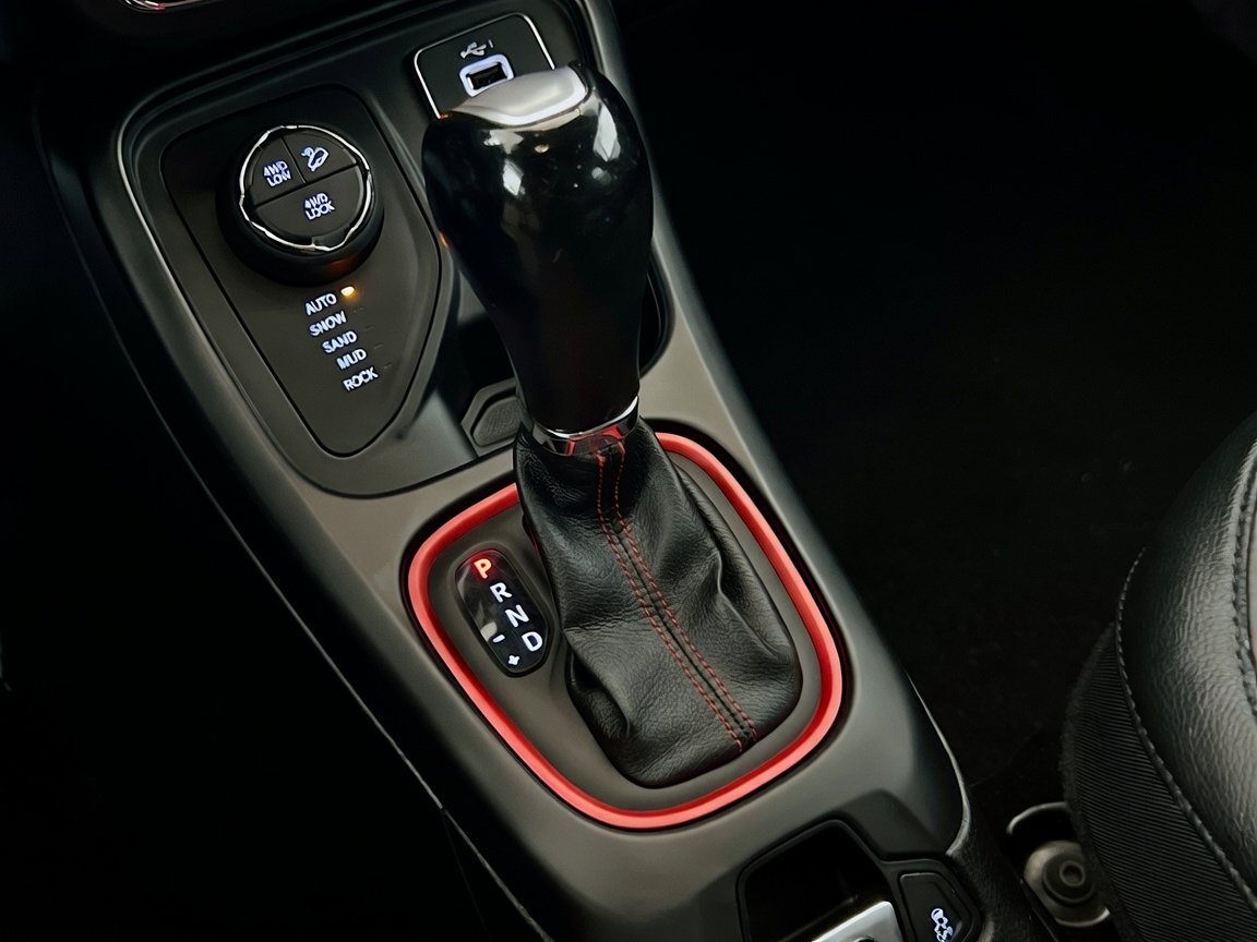 Used 2019 Jeep Compass Trailhawk AWD/4WD image 13
