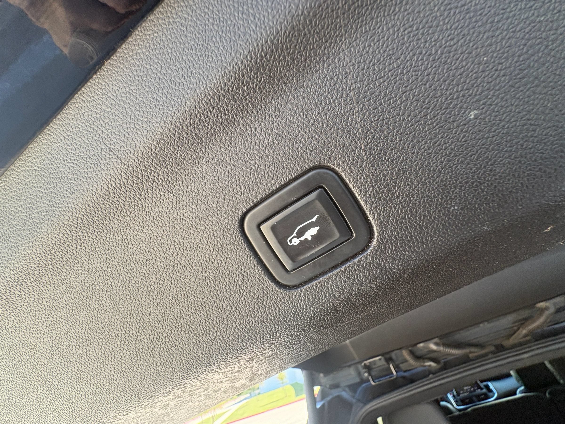 Used 2021 Chevrolet Tahoe LT RWD image 22
