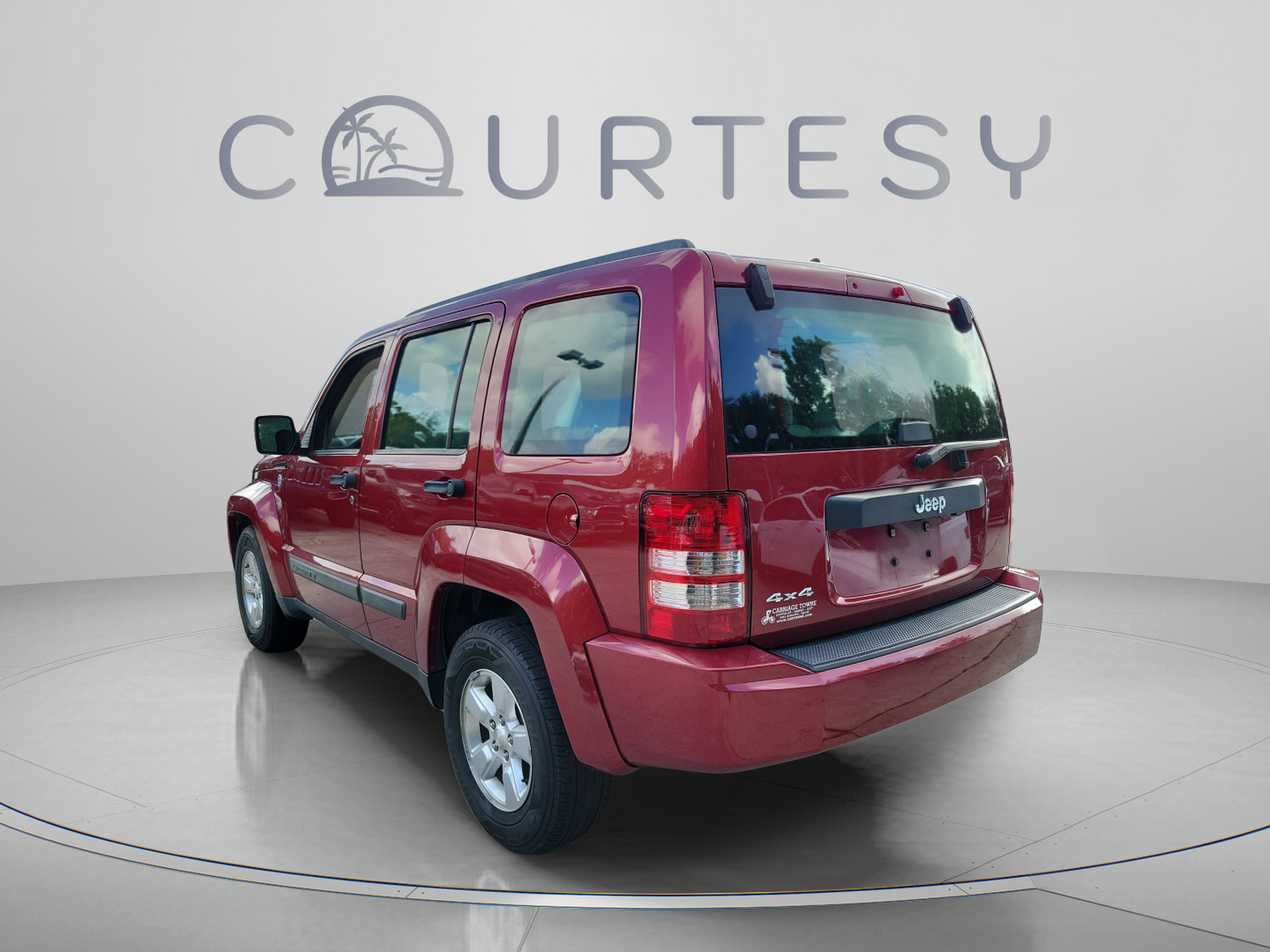 Used 2012 Jeep Liberty Sport AWD/4WD image 2