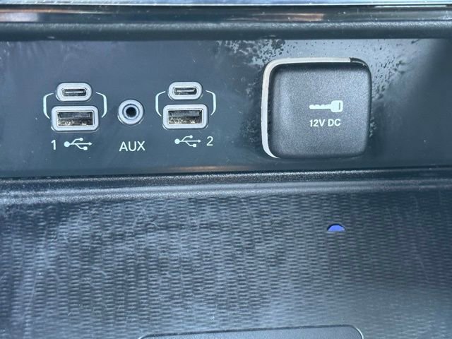 Used 2023 Jeep Grand Cherokee L Laredo image 26