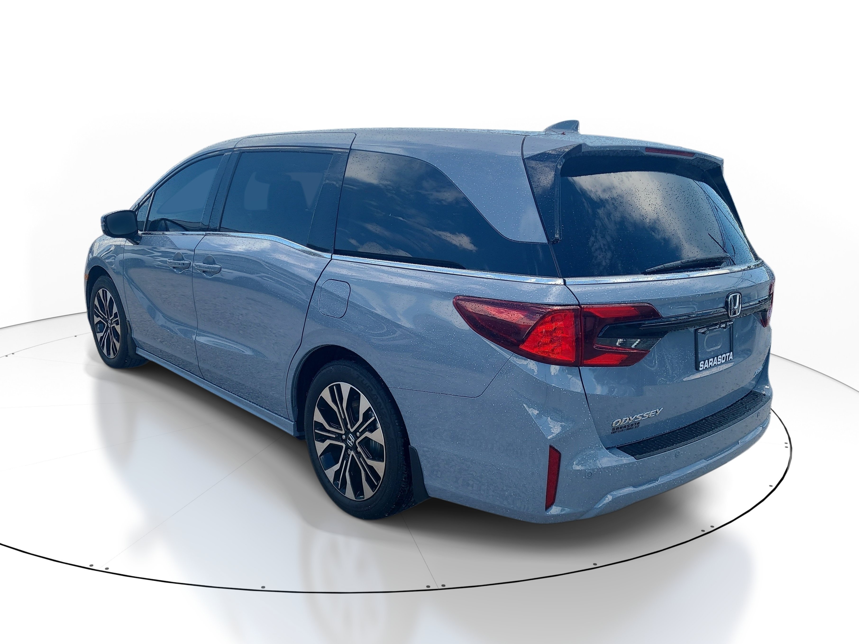 Used 2025 Honda Odyssey Elite image 4