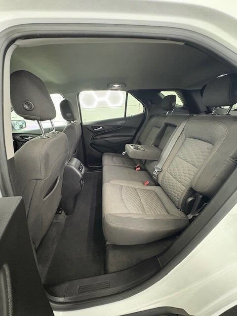 Used 2019 Chevrolet Equinox LT image 12