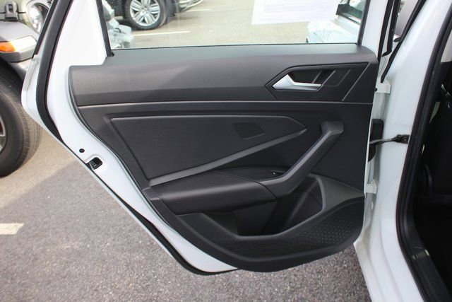 Used 2019 Volkswagen Jetta S w/ Driver Assistance Package image 20