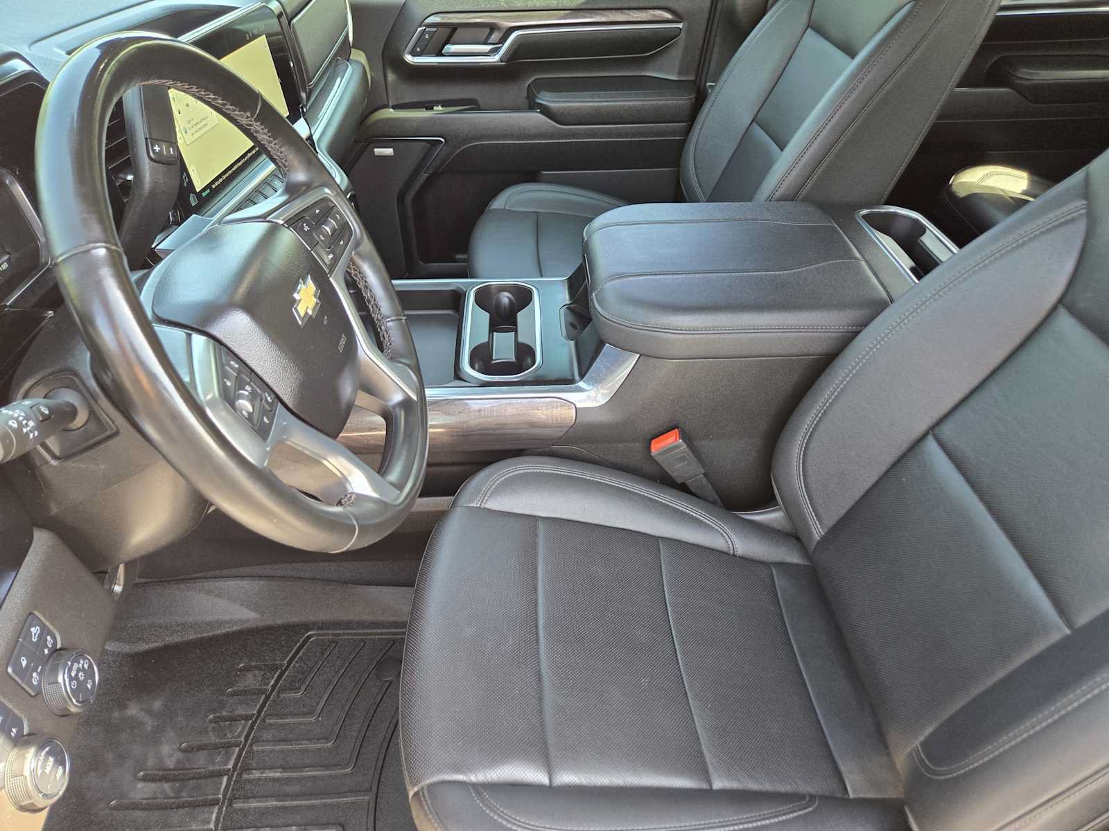 Certified 2024 Chevrolet Silverado 3500 LTZ w/ LTZ Convenience Package AWD/4WD image 13
