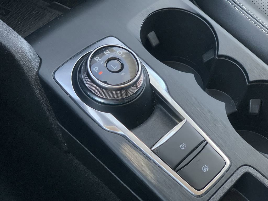 Used 2023 Ford Escape Platinum image 13