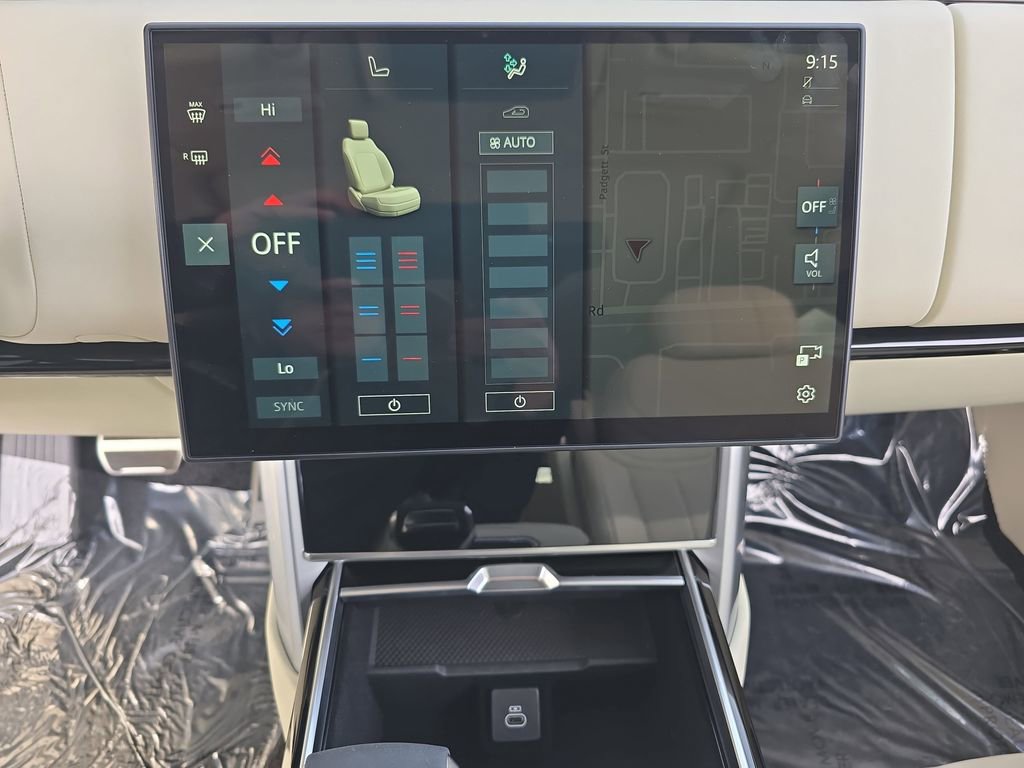 Certified 2025 Land Rover Range Rover SE AWD/4WD image 25