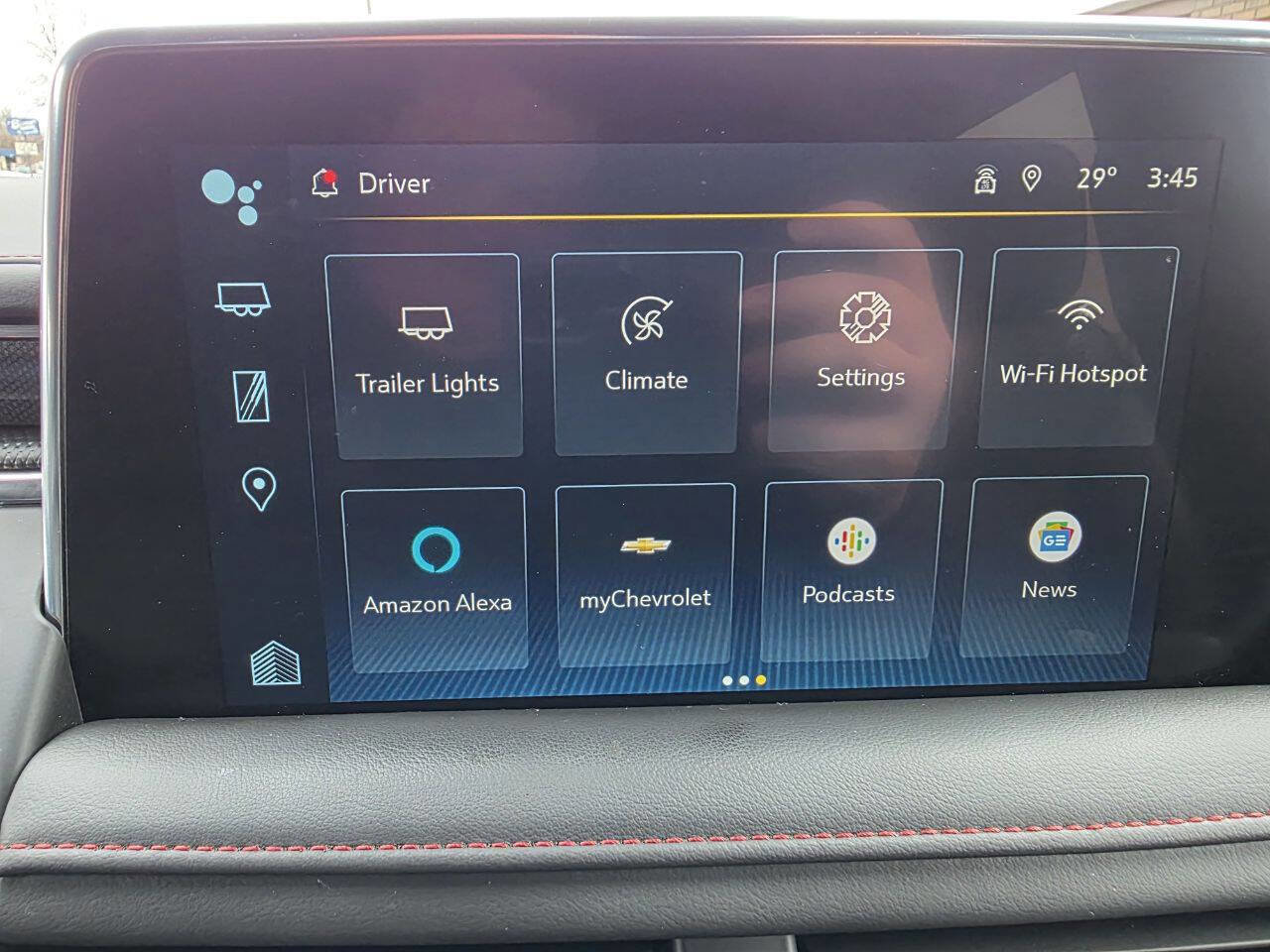 Used 2023 Chevrolet Suburban RST w/ Luxury Package AWD/4WD image 26