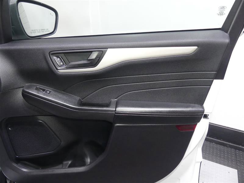 Used 2022 Ford Escape SE w/ Convenience Package image 19