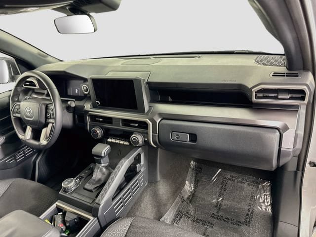 Certified 2026 Toyota 4Runner SR5 AWD/4WD image 30