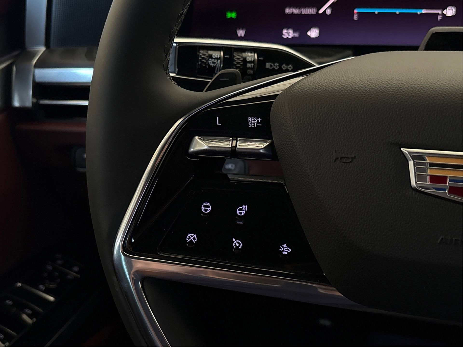 Certified 2026 Cadillac Escalade ESV Sport w/ Touring Package image 28