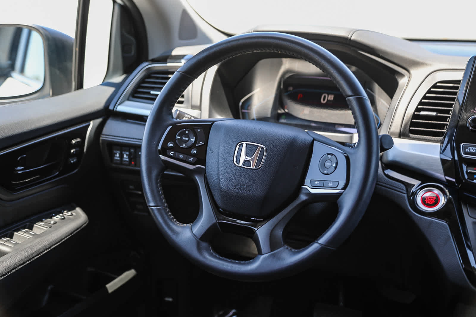 Used 2024 Honda Odyssey Touring image 14