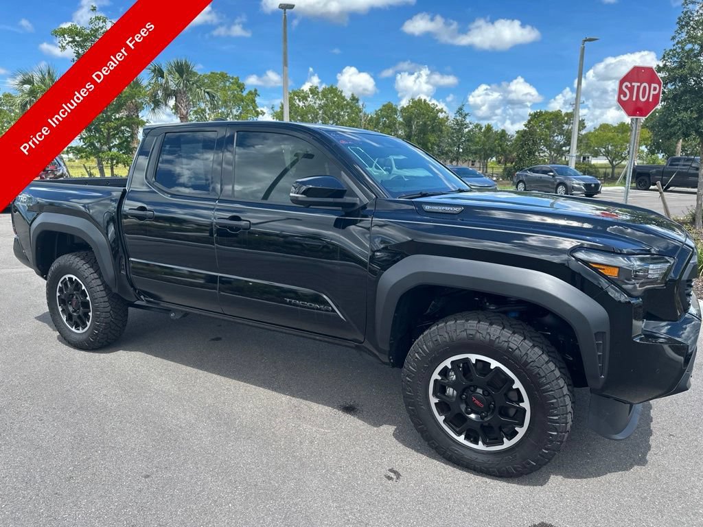 Used 2026 Toyota Tacoma TRD Off-Road w/ TRD Off Road Premium Package AWD/4WD image 4