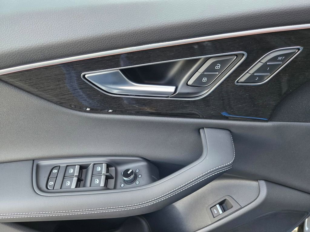 New 2026 Audi Q8 Premium Plus AWD/4WD image 18