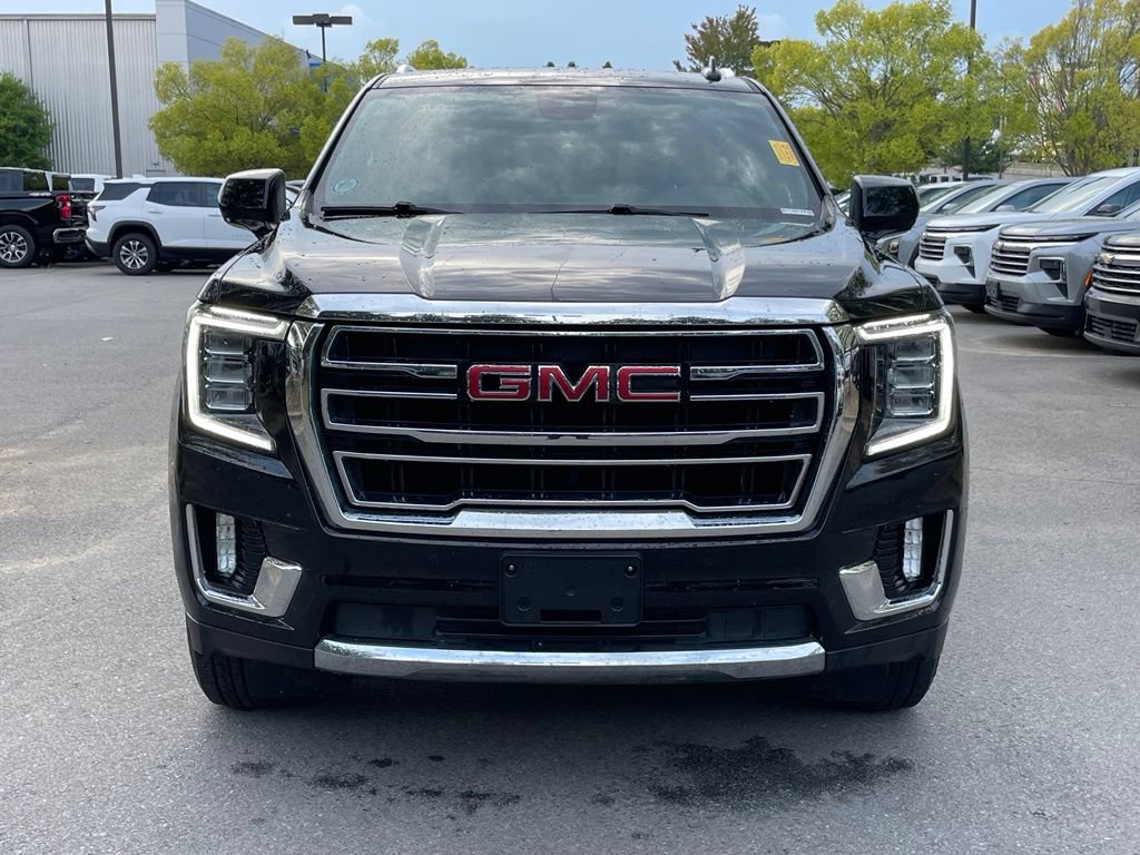 Used 2024 GMC Yukon SLT AWD/4WD image 2