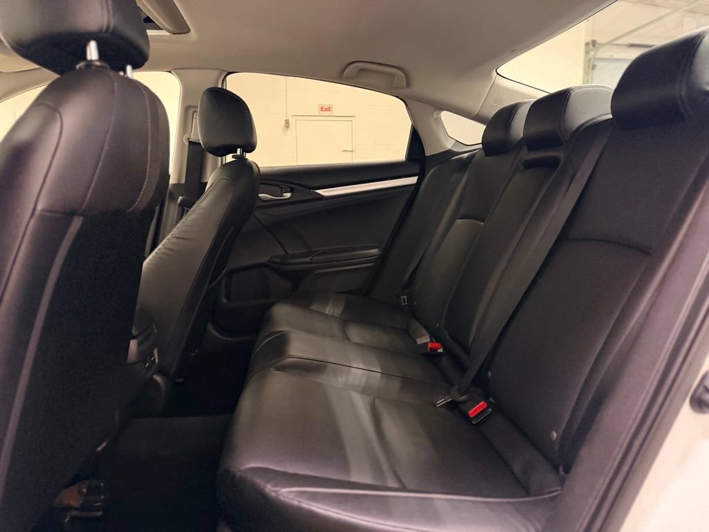Used 2019 Honda Civic Touring image 23