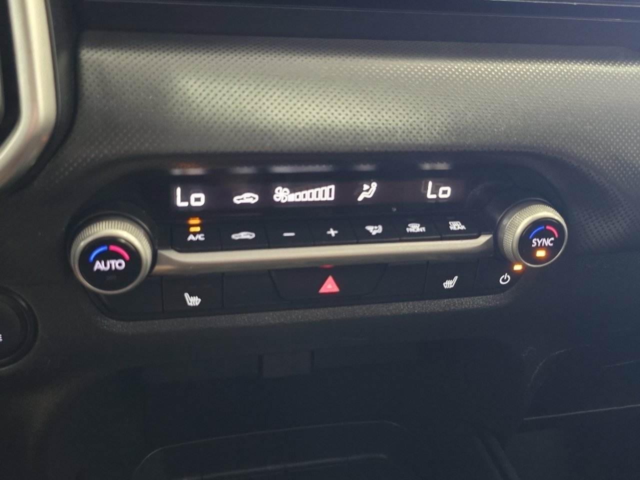 Used 2024 MAZDA CX-50 AWD 2.5 S w/ Preferred Package image 27