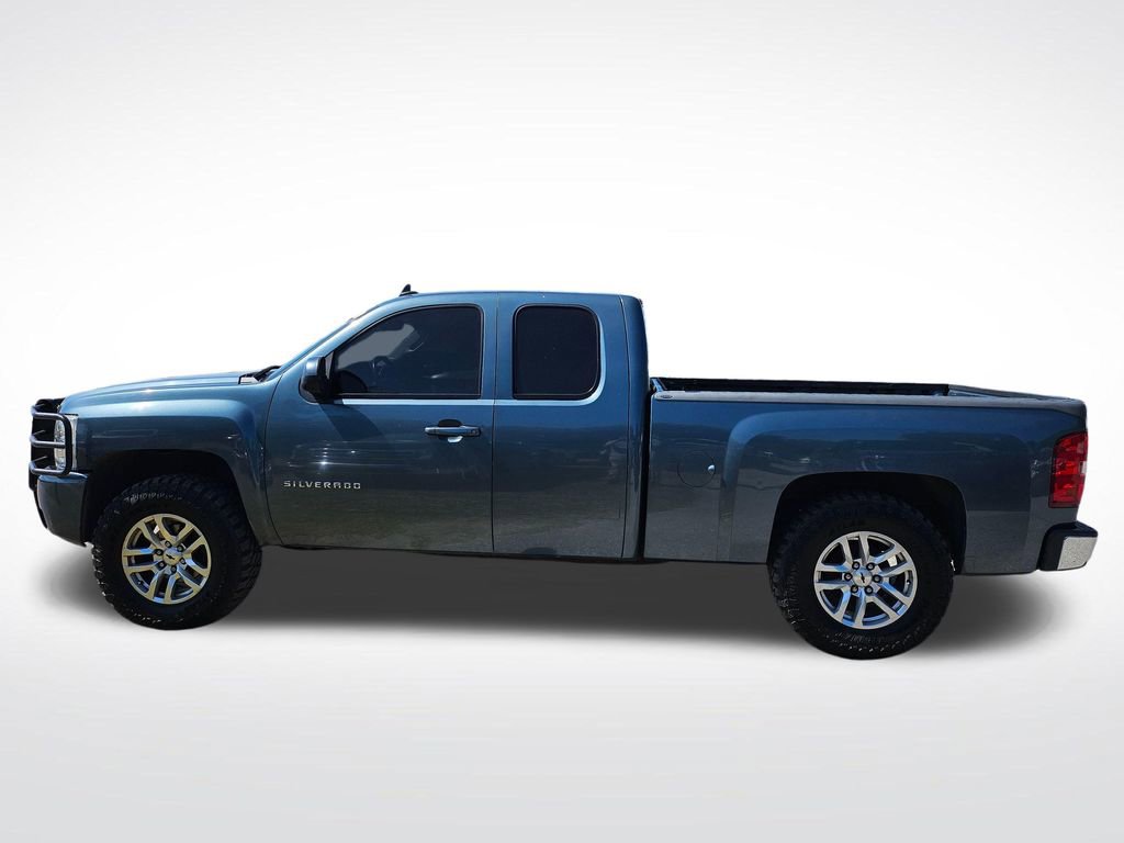 Used 2011 Chevrolet Silverado 1500 LT w/ All-Star Edition image 5