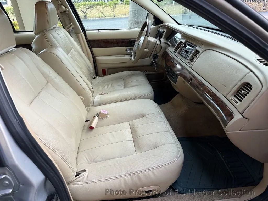 Used 2010 Mercury Grand Marquis LS image 33