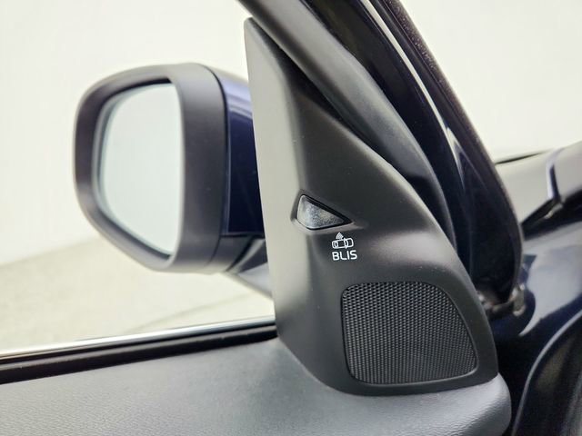 Used 2016 Volvo S60 T5 Premier w/ Convenience Package image 19