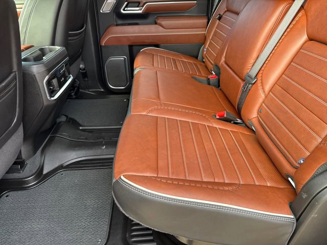 Used 2025 GMC Sierra 3500 Denali Ultimate image 15