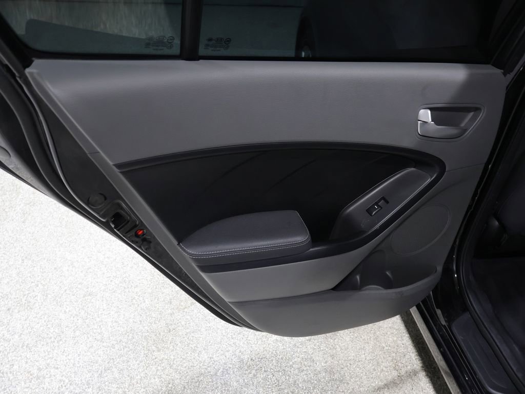 Used 2018 Kia Forte LX FWD image 18