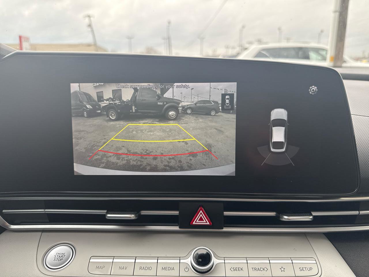 Used 2021 Hyundai Elantra Limited image 22