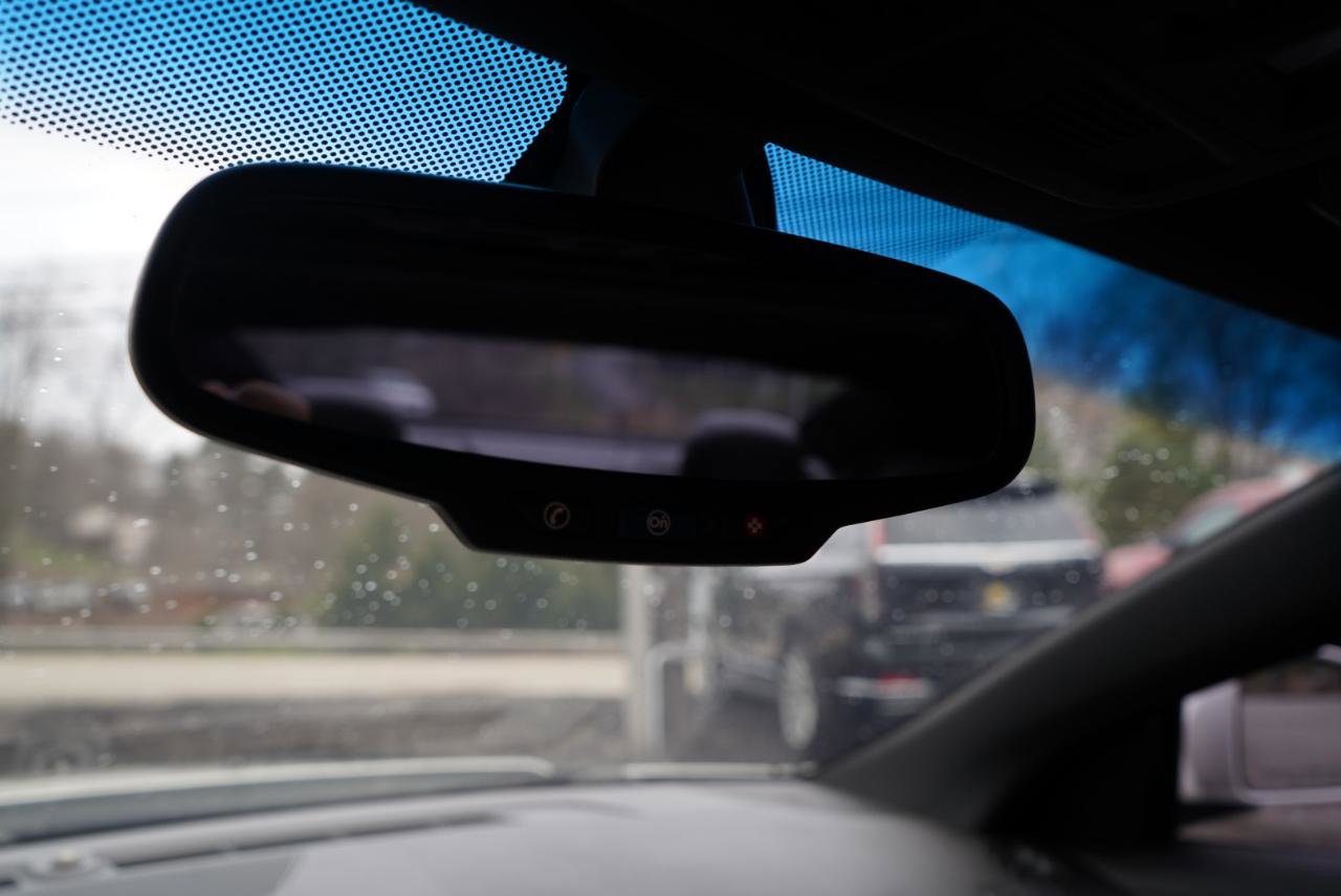 Used 2012 Cadillac CTS V w/ Wood Trim Package image 32