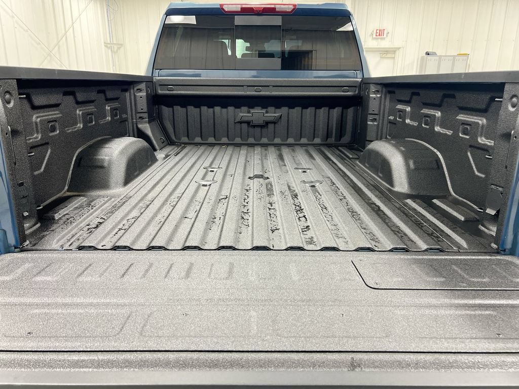 New 2026 Chevrolet Silverado 2500 LT w/ All Star Edition AWD/4WD image 17