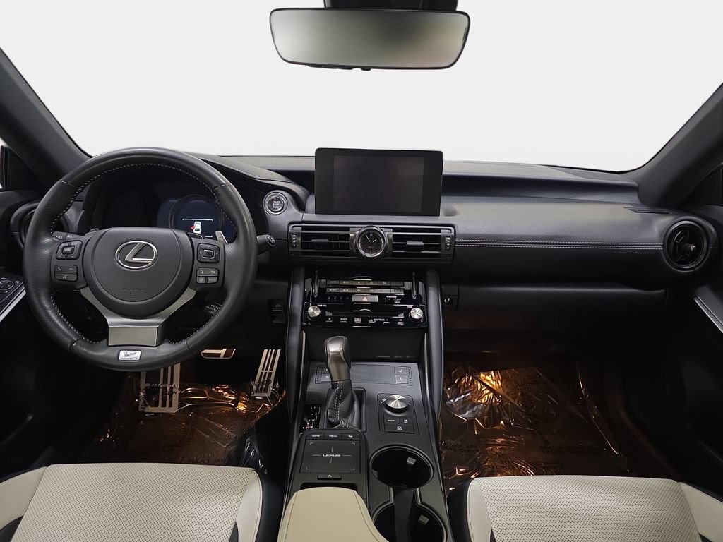 Used 2025 Lexus IS 350 F Sport AWD/4WD image 10