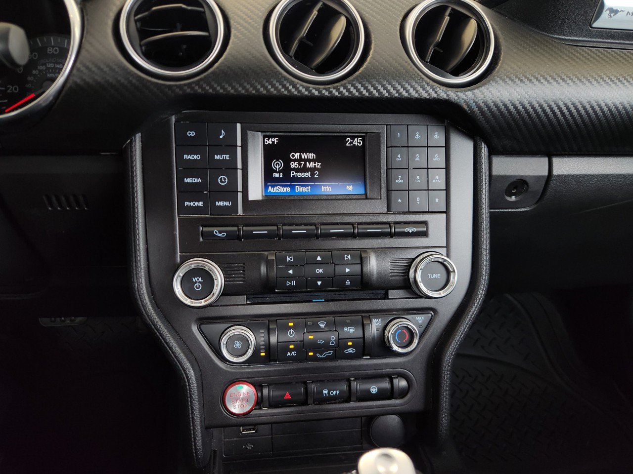 Used 2018 Ford Mustang Coupe RWD image 8