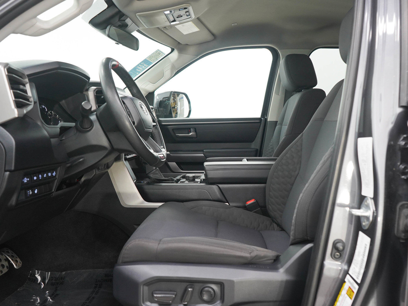 Used 2022 Toyota Tundra SR5 AWD/4WD image 22