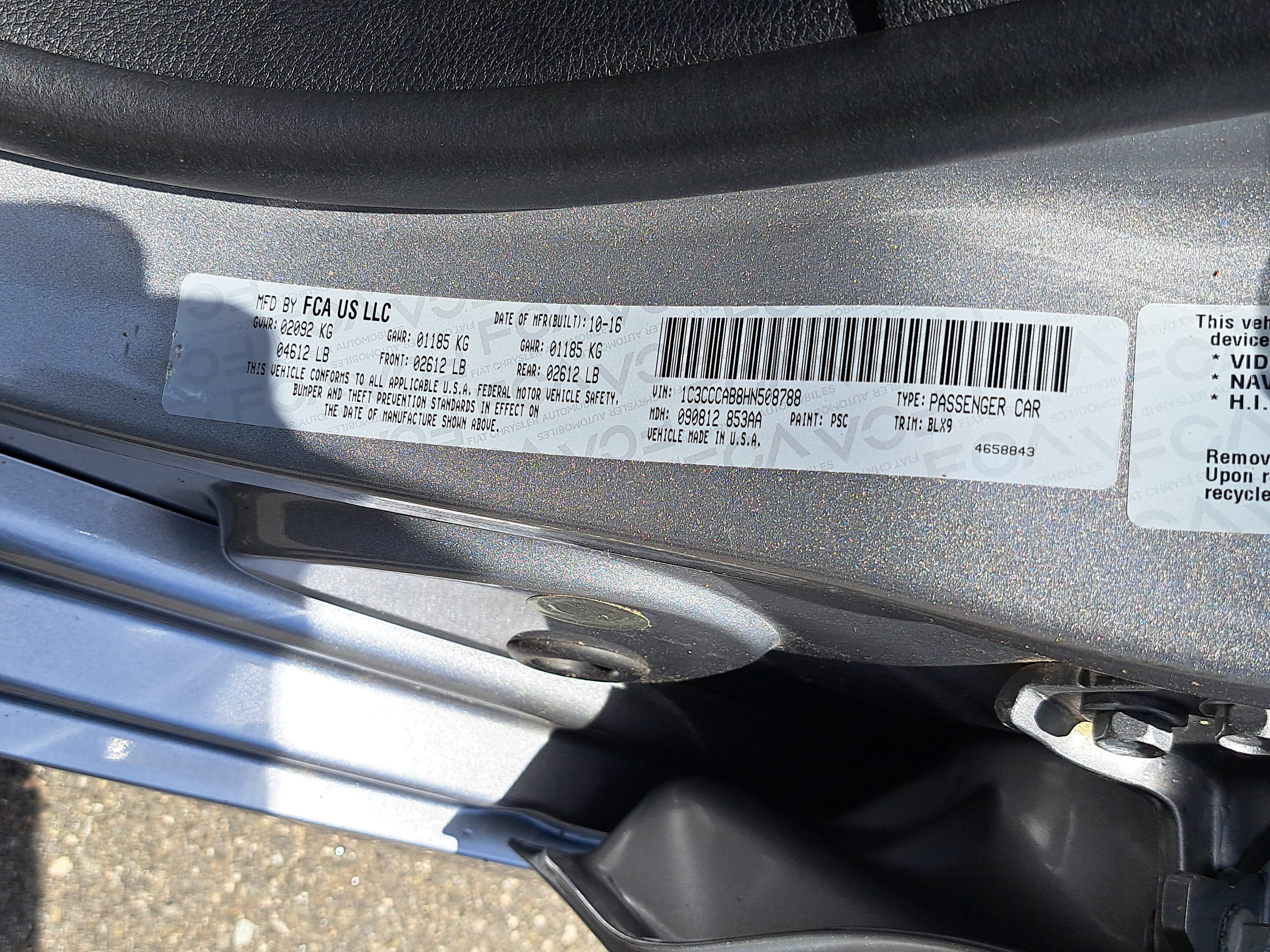 Used 2017 Chrysler 200 Limited Platinum FWD image 32