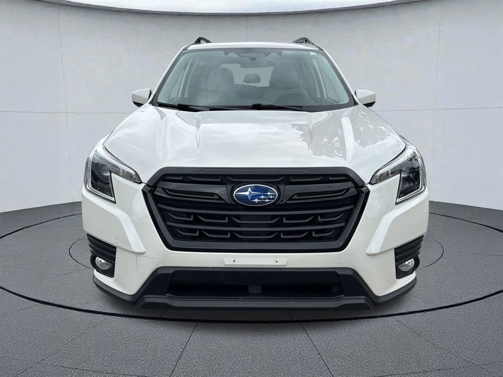 Used 2023 Subaru Forester Premium AWD/4WD image 9