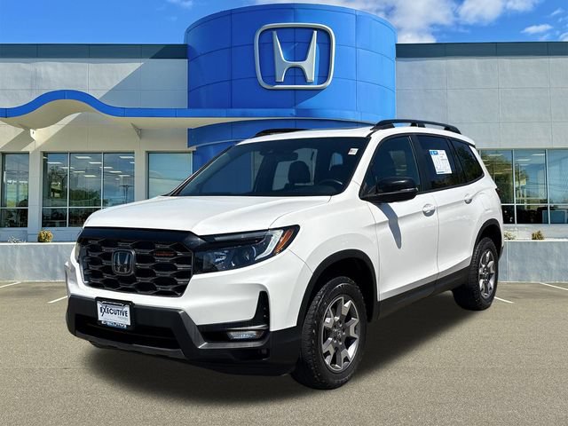Used 2023 Honda Passport TrailSport image 5