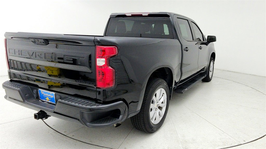 Certified 2022 Chevrolet Silverado 1500 Custom w/ LPO, Dark Essentials Package image 6
